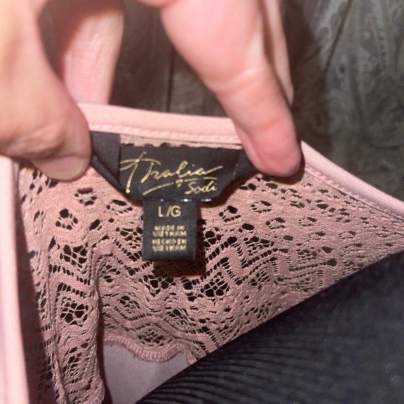 Thalia Sodi Womens‎ Peach Blouse Size Large - Picture 4 of 4